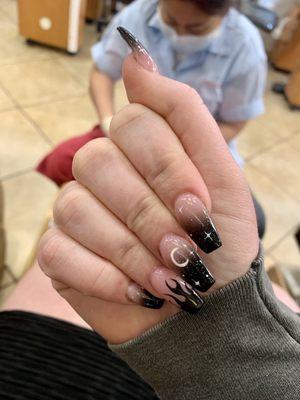 Angela and Randy are the BEST with nail designs. This set was done by Angela.