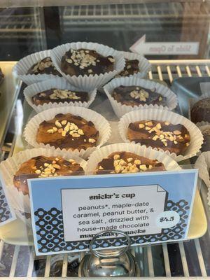 Organic snicker cups :) gluten, dairy & refined sugar free! Made with only the ingredients listed, nothing artificial!