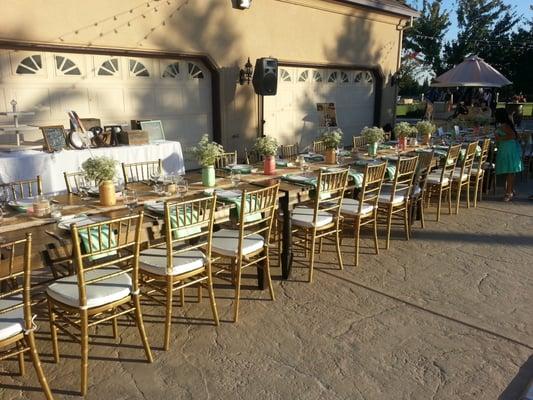 Chairs, farm tables, linen