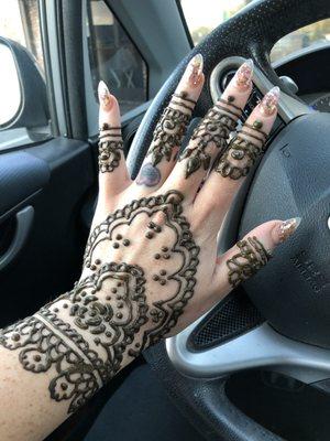 Henna Tattoo (hand)