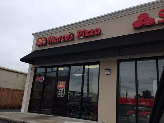 New pizza place in west Mobile