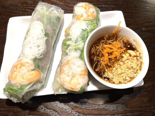 Spring rolls with shrimp and pork