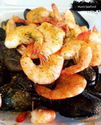 Mussels and shrimp for less than $13!! So juicy