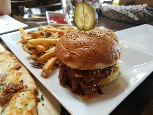 Cider braised pulled pork