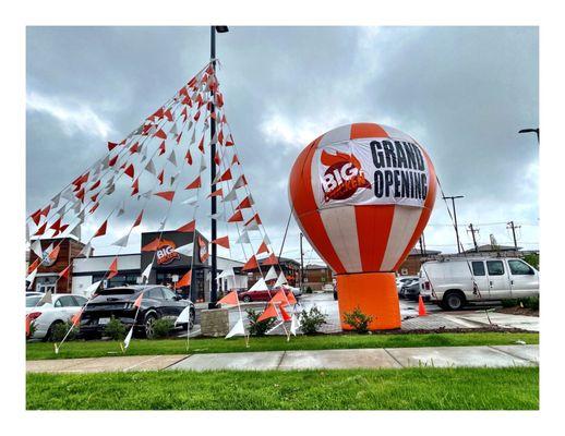 Grand Opening @ Big Chicken 9421 W Higgins Rd, Rosemont, IL Chicken Sandwiches Tenders & Salads Shakes .etc. Parking Patio.  Cool!