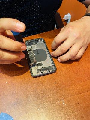 MOBILETECH PHONE REPAIR!