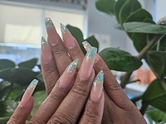 Glitter acrylic nails coffin and stilleto shape