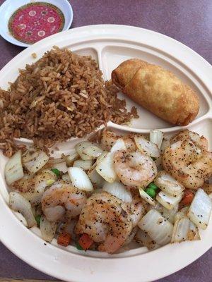 Small lunch special Shrimp with Black Pepper!! Love it!