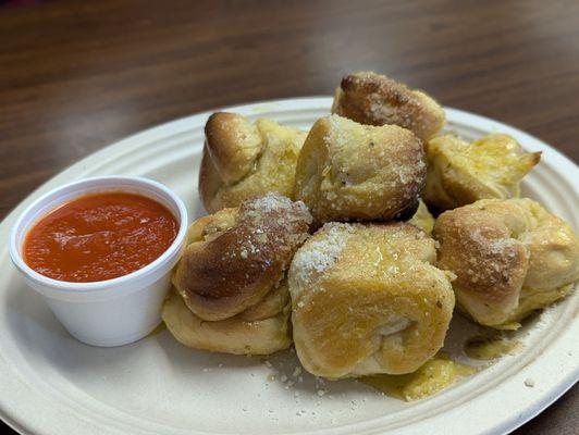 Garlic knots