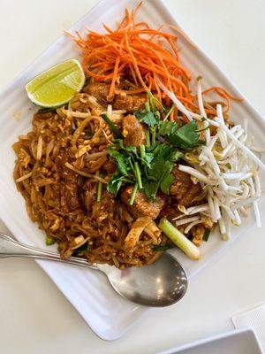 IG: @conniechews - SP5. Lacha Crispy Pork Pad Thai