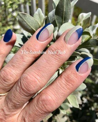 Abstarct French Nails