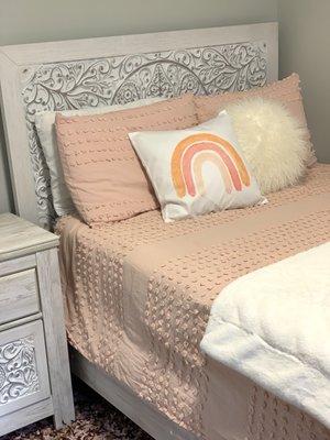 So happy with the beautiful bedroom set I bought for my daughter. Derrick was incredibly helpful and I will definitely buy here again.