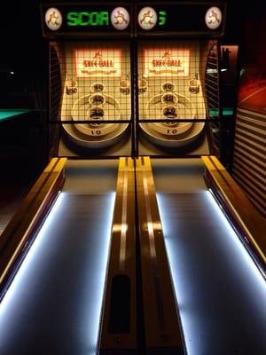 Love skee ball!