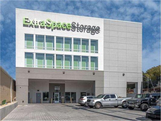 Beauty Image - Extra Space Storage at 1240 Mt Olivet Rd NE, Washington, DC 20002