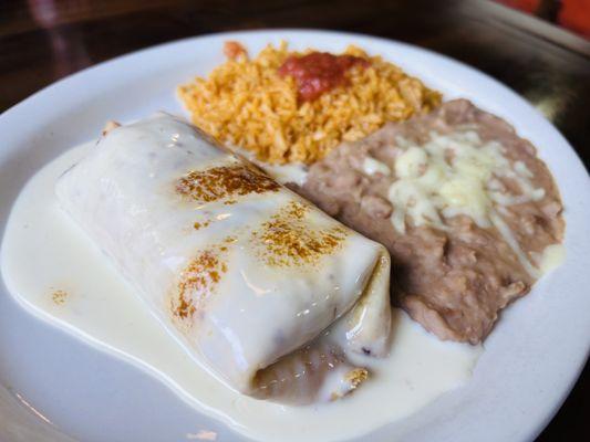 Fried chimichanga w/ shredded beef