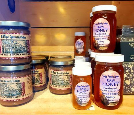 Gift shop: Von Trapp all natural organic products - (9/1/2021)