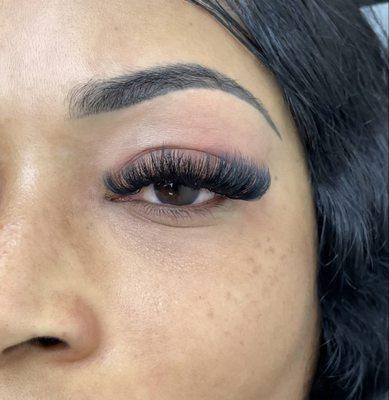 Volume eyelash extensions