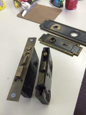 My broken mortise lock and the one working one !