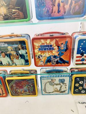 Very cool exhibit of old school lunchboxes