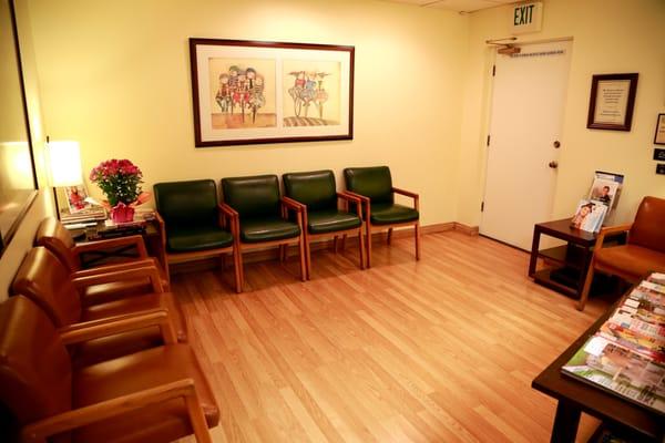 Dr. Zarrinnia's waiting room.