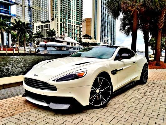 Aston Martin Rentals Miami Airport | Aston Martin Rentals South Beach | Exotic Rentlal Miami Beach | Motion Rent A Car