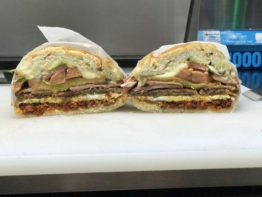 El sándwich cubana