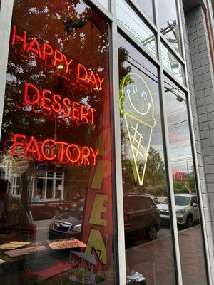 Happy Day Dessert Factory