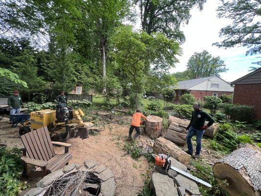 Clearing debris for grinding