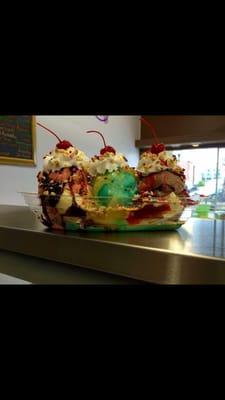 Now THAT'S a banana split!