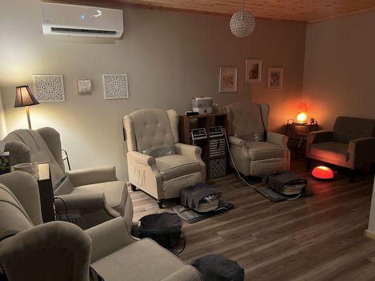 Ionic foot detox room