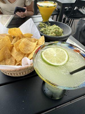 Chips and guac, original margarita