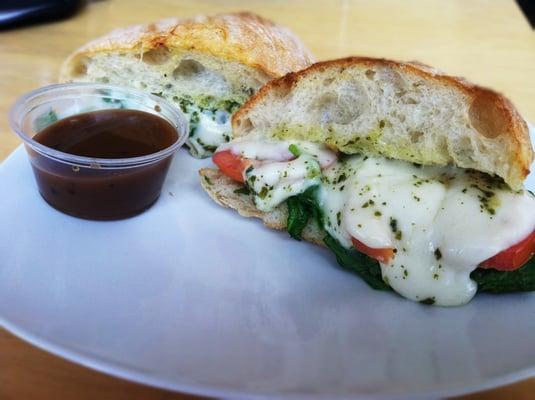 Spinach Mozzarella Sandwich with Balsamic. Yum!