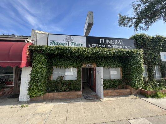 Front door street view. 3008 W. Burbank Blvd 91505