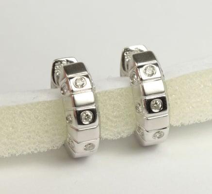 Buying and Selling Huggie Diamond Earrings