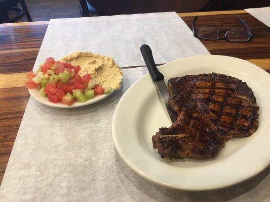 See that plate to the left has a cool salad an hummus ...that hummus was awesome .awesome....vegetarian will enjoy this spot