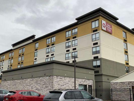 Best Western Plus Clarks Summit Scranton