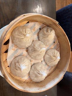 Steamed pork soup dumplings