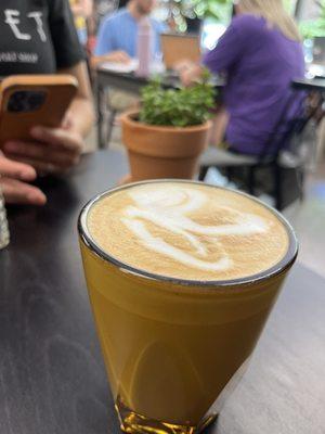 Cortado at conduit