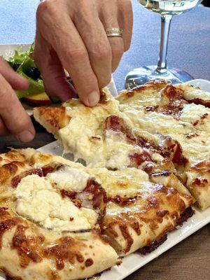 Bee Sting Flat Bread Pizza