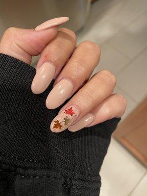 Beautiful fall nails by Natalie!