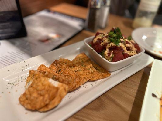 Ahi Poke nachos