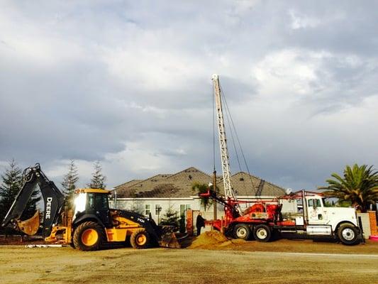 Drilling dry well (seepage pit)