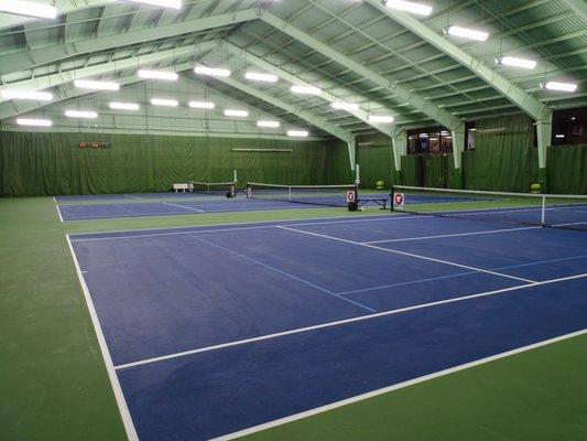 Tennis court at Hickman Road Genesis