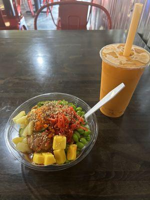 Small poke bowl (2 Protein) & Thai tea