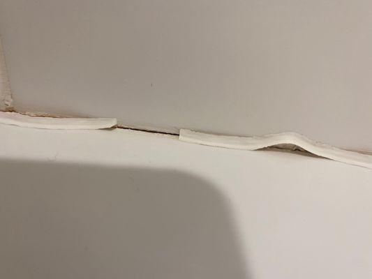 Dirty cracked caulking