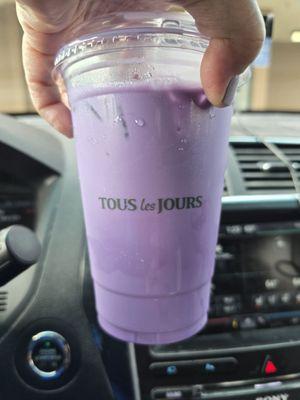 I got a Ube Latte -  to try out & it tastes "Yummy for my Tummy!"