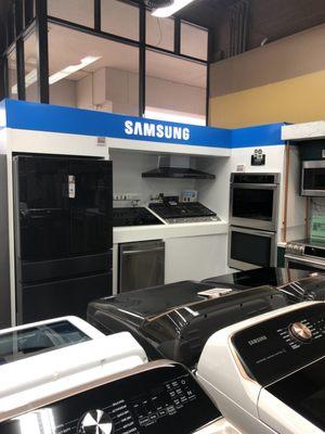 Samsung kitchen appliance display