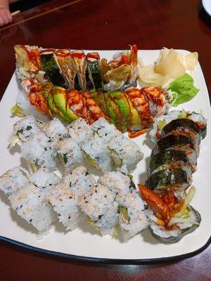 2 California rolls. Tiger roll. Unagi roll. Albuquerque roll. All so good.