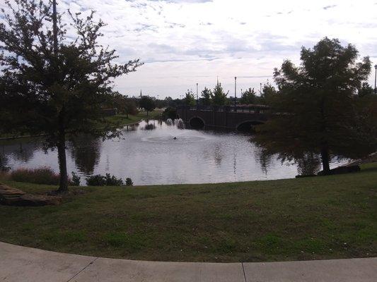 11/16/22: pretty mini lake