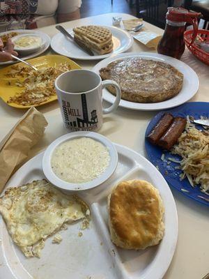 Old Mill Country breakfast: We had already started eating so it's missing a few things